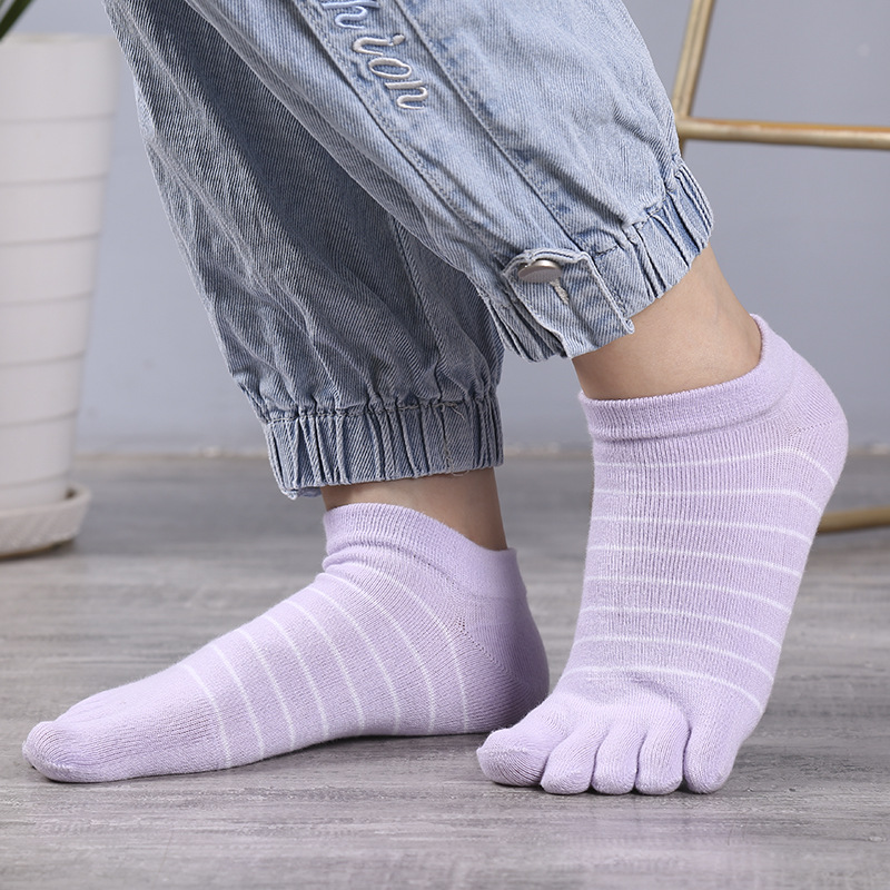 1/5 Pairs Women Striped Five T - مراجعة Ankle Sock Low Cut وسعره